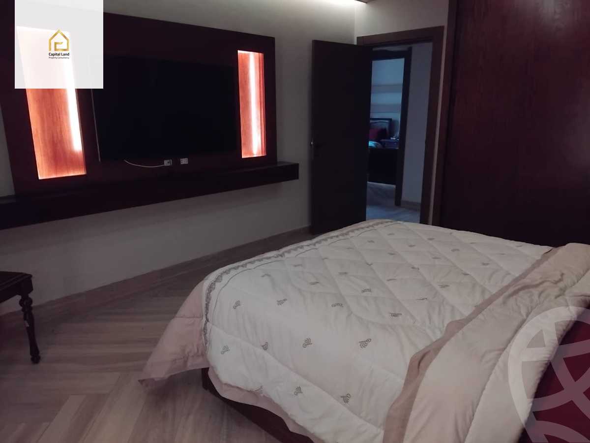 https://aqarmap.com.eg/en/listing/5974031-for-sale-cairo-new-cairo-lrhb-city-phase-8