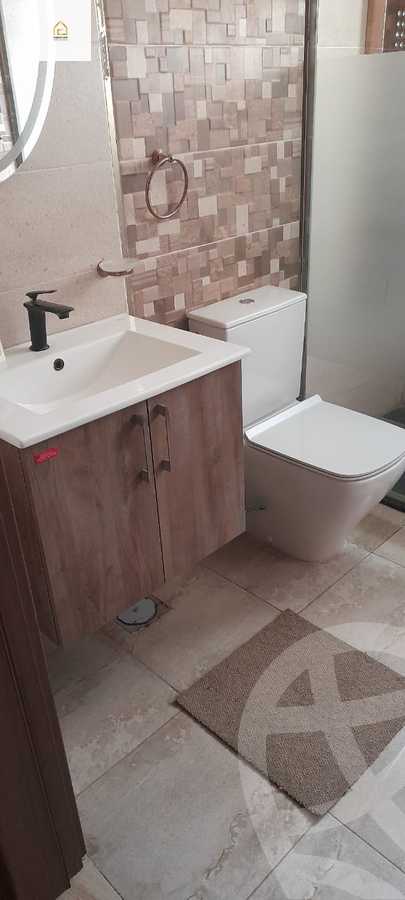https://aqarmap.com.eg/en/listing/5974031-for-sale-cairo-new-cairo-lrhb-city-phase-8