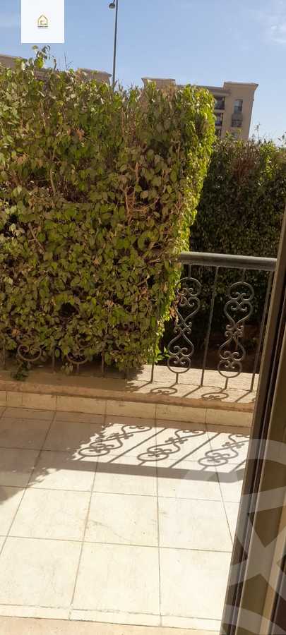 https://aqarmap.com.eg/en/listing/5974031-for-sale-cairo-new-cairo-lrhb-city-phase-8