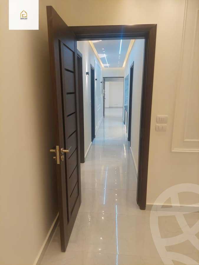 https://aqarmap.com.eg/ar/listing/5974230-for-sale-cairo-new-cairo-lrhb-city-phase-5-talaat-mostafa-st