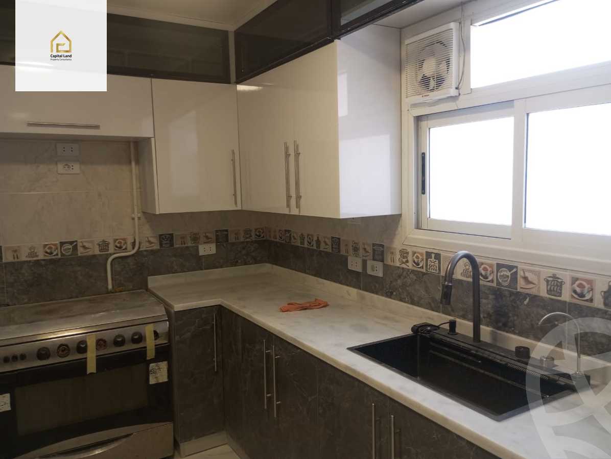 https://aqarmap.com.eg/en/listing/5980867-for-rent-cairo-new-cairo-lrhb-city-phase-4-mohammed-farid-st