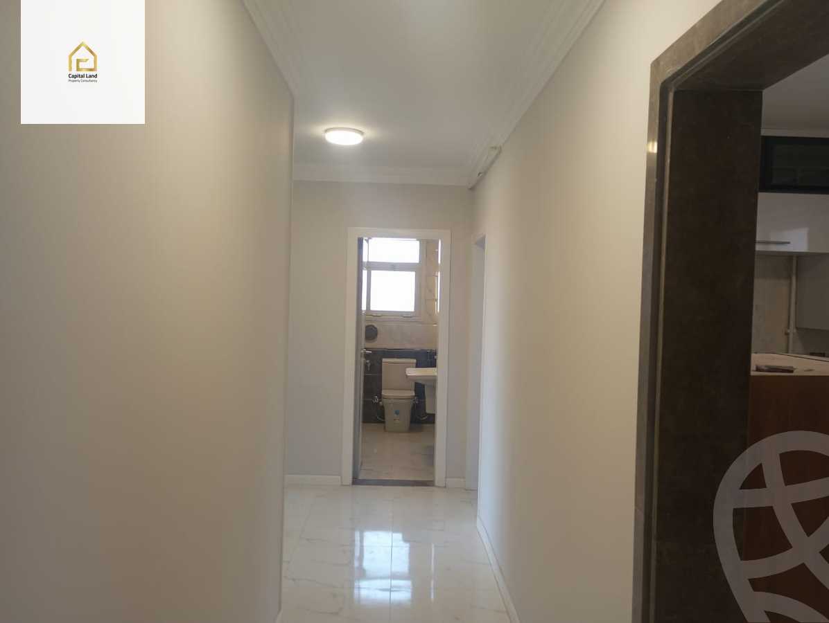 https://aqarmap.com.eg/en/listing/5980867-for-rent-cairo-new-cairo-lrhb-city-phase-4-mohammed-farid-st