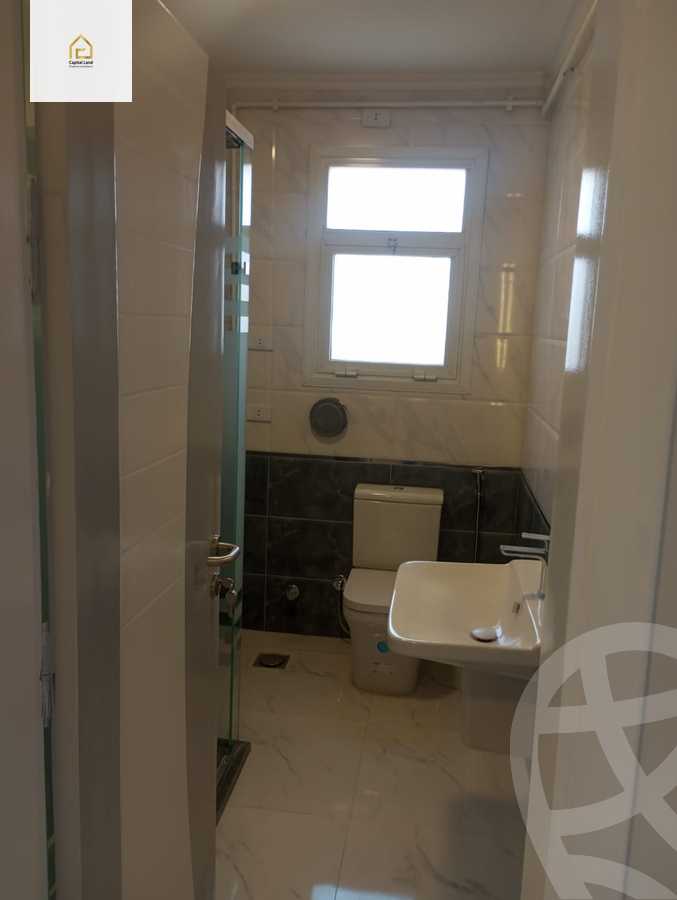 https://aqarmap.com.eg/en/listing/5980867-for-rent-cairo-new-cairo-lrhb-city-phase-4-mohammed-farid-st