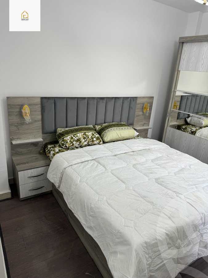 https://aqarmap.com.eg/en/listing/5982576-for-rent-cairo-new-cairo-lrhb-city-phase-5
