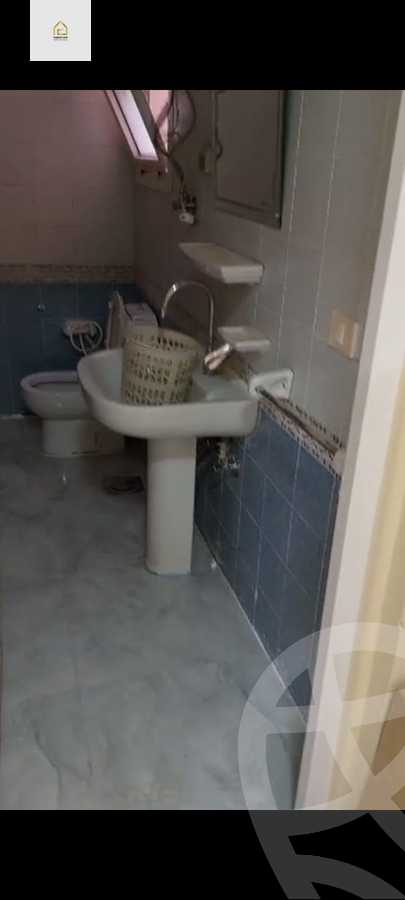 https://aqarmap.com.eg/en/listing/5983435-for-sale-cairo-new-cairo-lrhb-city-phase-4-mostafa-el-nahaas-st