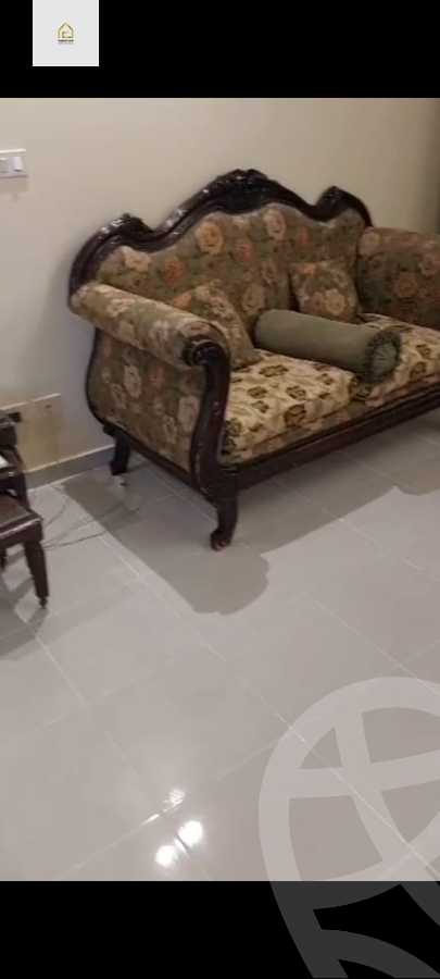 https://aqarmap.com.eg/en/listing/5983435-for-sale-cairo-new-cairo-lrhb-city-phase-4-mostafa-el-nahaas-st