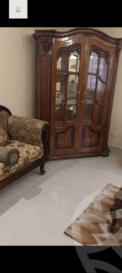https://aqarmap.com.eg/en/listing/5983435-for-sale-cairo-new-cairo-lrhb-city-phase-4-mostafa-el-nahaas-st