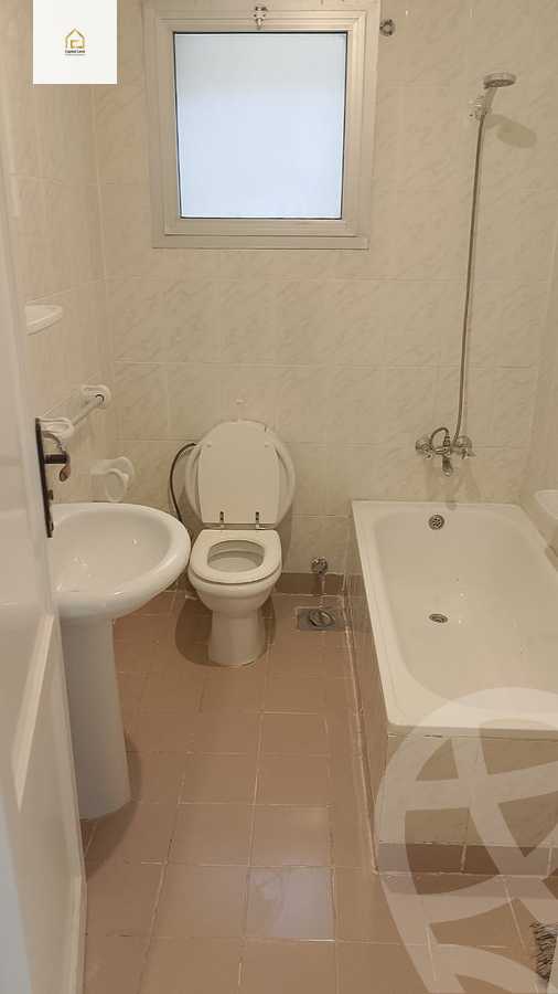 https://aqarmap.com.eg/en/listing/5984154-for-sale-cairo-new-cairo-lrhb-city-phase-2-amr-ibn-el-aas-st
