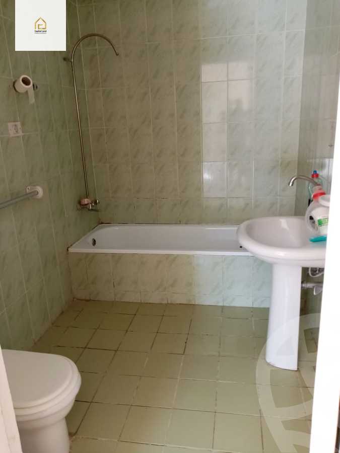 https://aqarmap.com.eg/en/listing/5984195-for-sale-cairo-new-cairo-lrhb-city-phase-1-ahmed-rami-st
