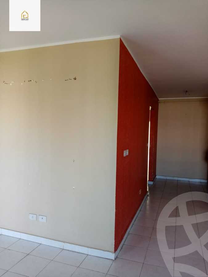 https://aqarmap.com.eg/en/listing/5984195-for-sale-cairo-new-cairo-lrhb-city-phase-1-ahmed-rami-st