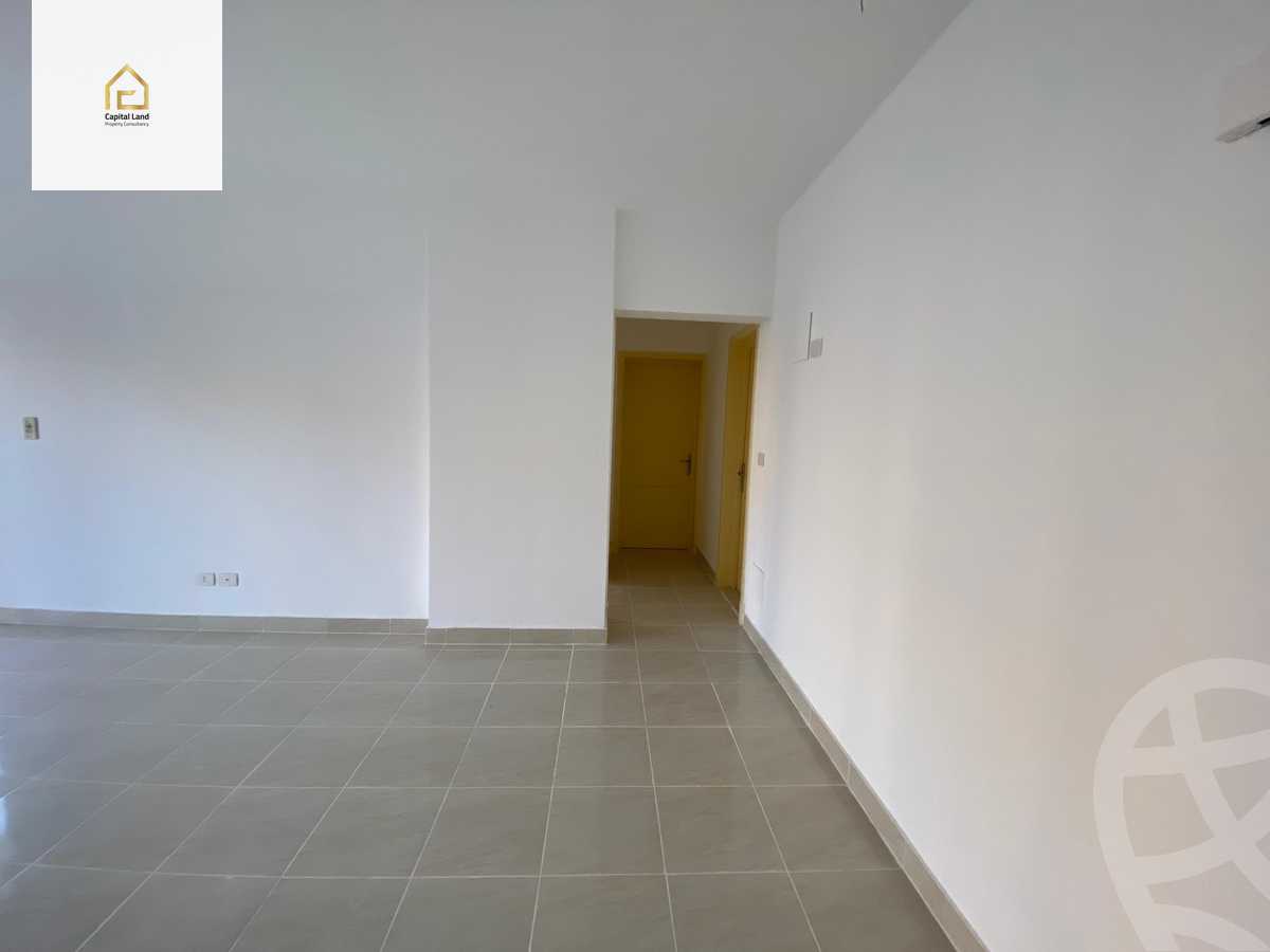 https://aqarmap.com.eg/en/listing/5984460-for-sale-cairo-new-cairo-lrhb-city-mtdd-lrhb-phase-7