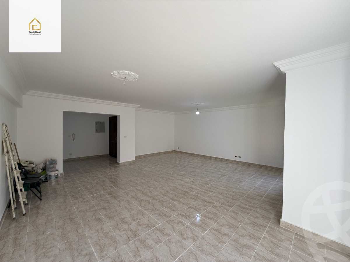 https://aqarmap.com.eg/en/listing/5987062-for-sale-cairo-new-cairo-lrhb-city-phase-8