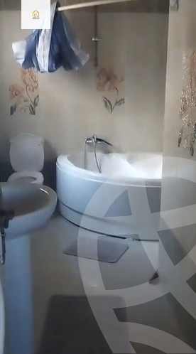 https://aqarmap.com.eg/en/listing/5987096-for-rent-cairo-new-cairo-lrhb-city-phase-5