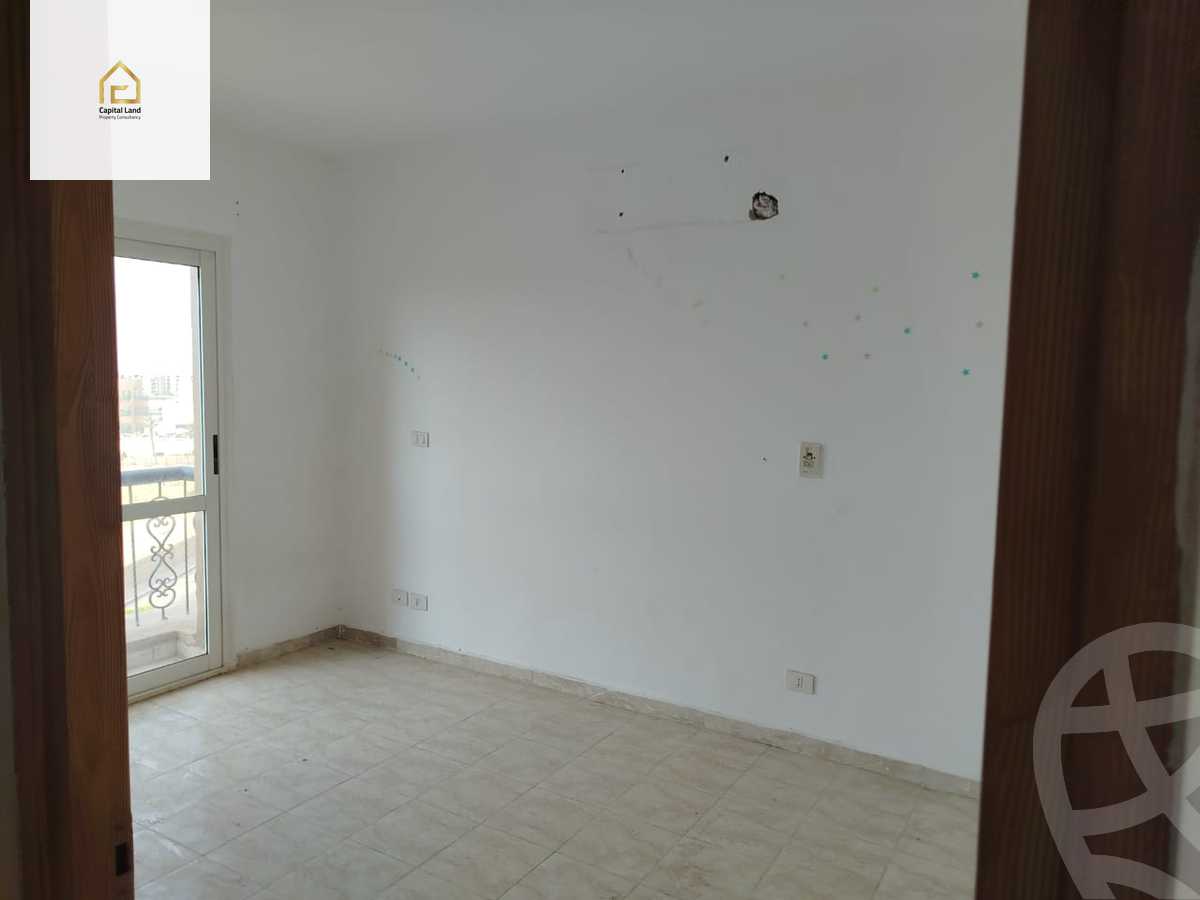 https://aqarmap.com.eg/en/listing/5987825-for-rent-cairo-new-cairo-lrhb-city-mtdd-lrhb-phase-10-farouk-el-baz-st