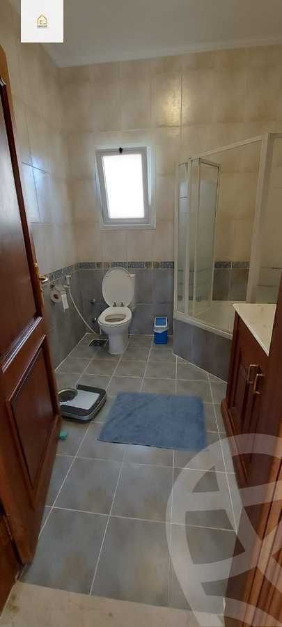 https://aqarmap.com.eg/en/listing/5988004-for-sale-cairo-new-cairo-lrhb-city-phase-1-ahmed-rami-st