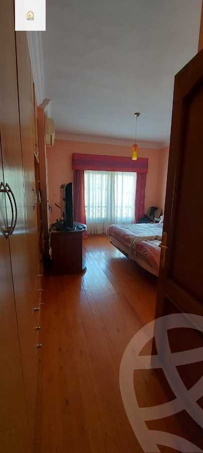 https://aqarmap.com.eg/en/listing/5988004-for-sale-cairo-new-cairo-lrhb-city-phase-1-ahmed-rami-st