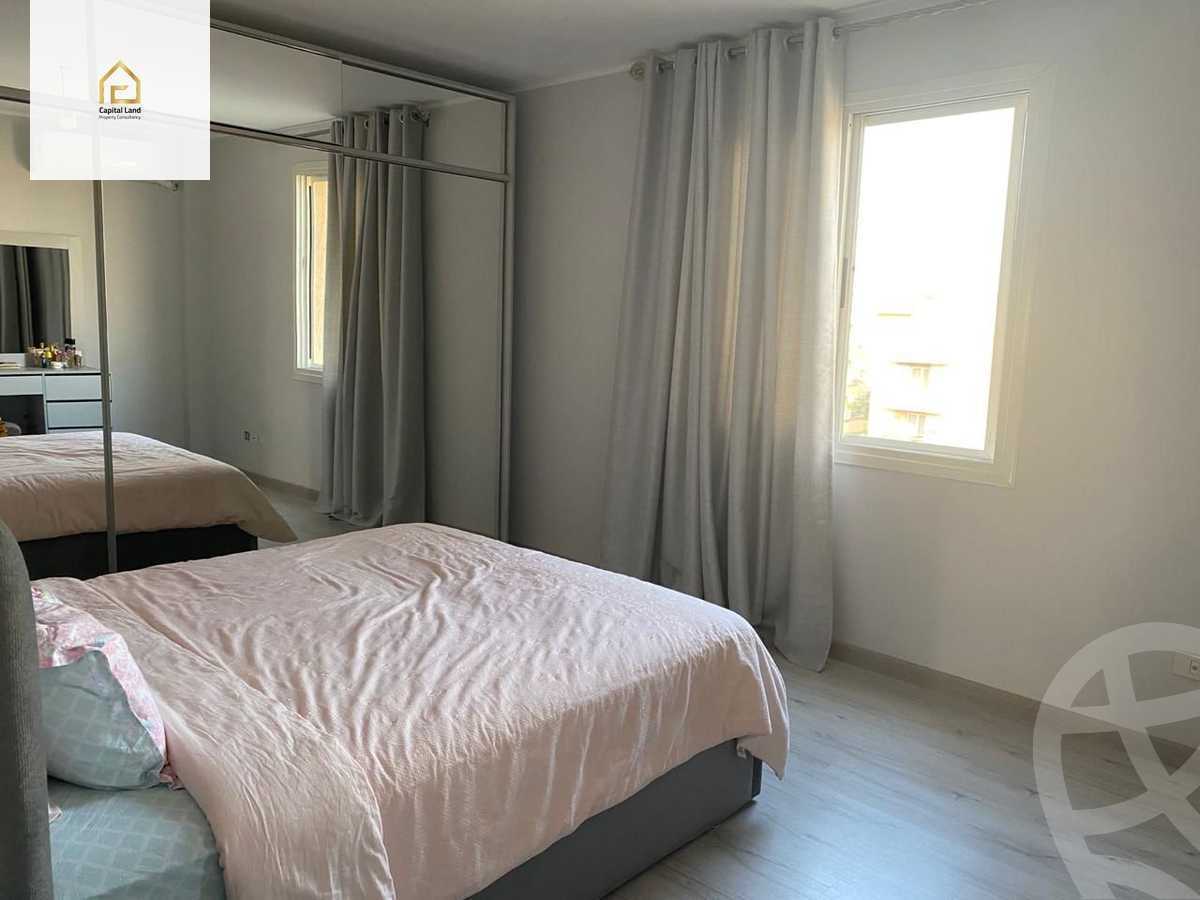https://aqarmap.com.eg/en/listing/5997833-for-sale-cairo-new-cairo-lrhb-city-phase-4-mohammed-farid-st