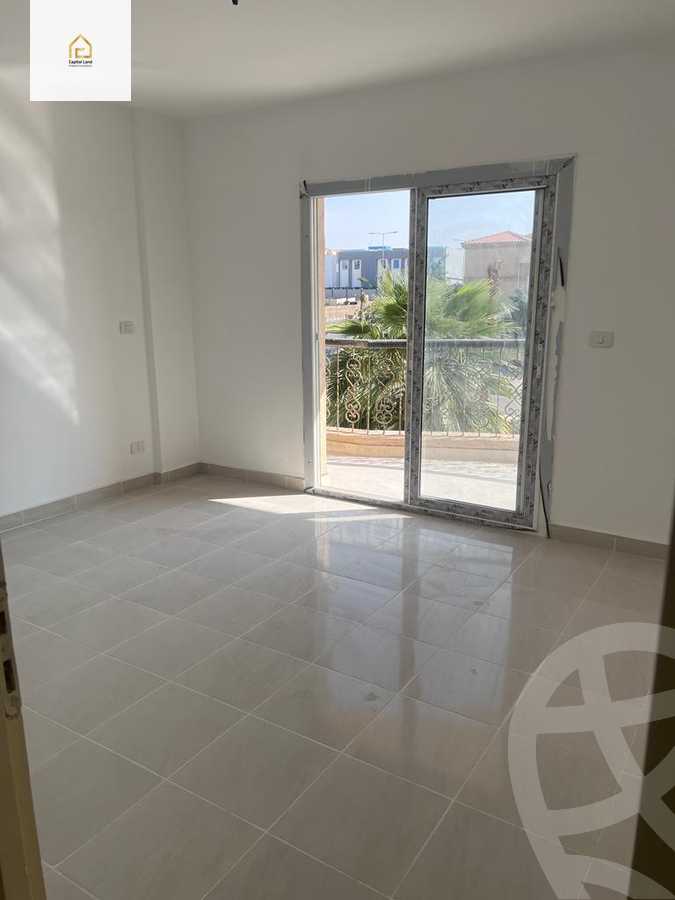 https://aqarmap.com.eg/en/listing/5997840-for-rent-cairo-new-cairo-lrhb-city-mtdd-lrhb-phase-7