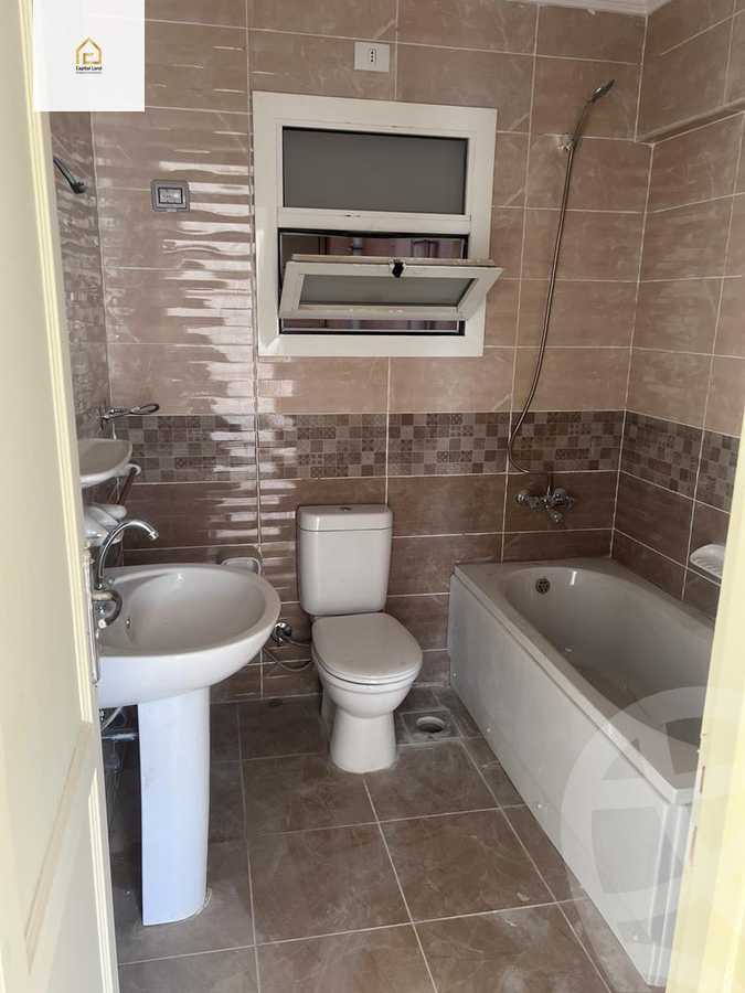 https://aqarmap.com.eg/en/listing/5997840-for-rent-cairo-new-cairo-lrhb-city-mtdd-lrhb-phase-7