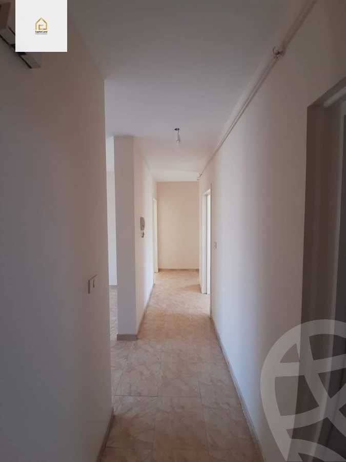 https://aqarmap.com.eg/en/listing/5997887-for-sale-cairo-new-cairo-lrhb-city-phase-4-mohammed-farid-st