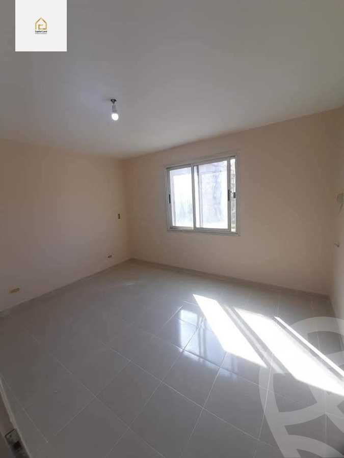 https://aqarmap.com.eg/en/listing/5997887-for-sale-cairo-new-cairo-lrhb-city-phase-4-mohammed-farid-st