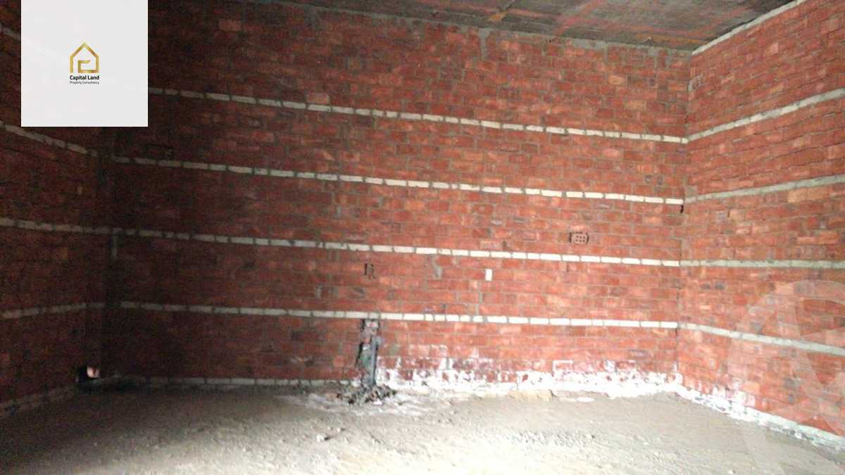 https://aqarmap.com.eg/en/listing/5998176-for-rent-cairo-new-cairo-compounds-dh-yrd-mwl