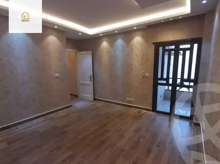 https://aqarmap.com.eg/en/listing/5900023-for-sale-cairo-new-cairo-lrhb-city-phase-5