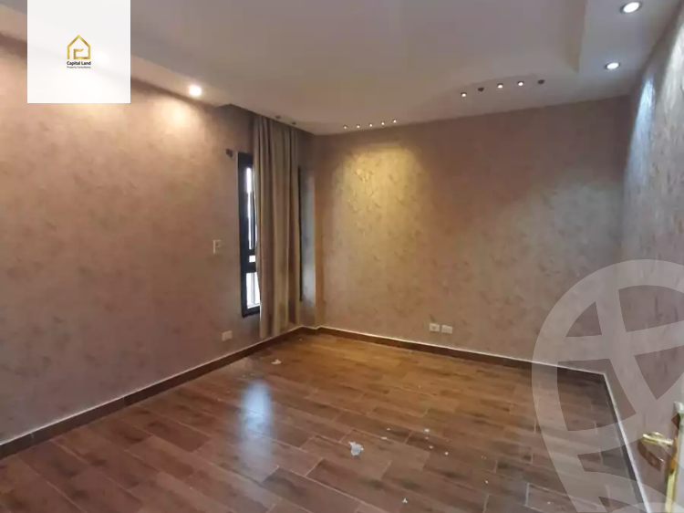 https://aqarmap.com.eg/en/listing/5900023-for-sale-cairo-new-cairo-lrhb-city-phase-5