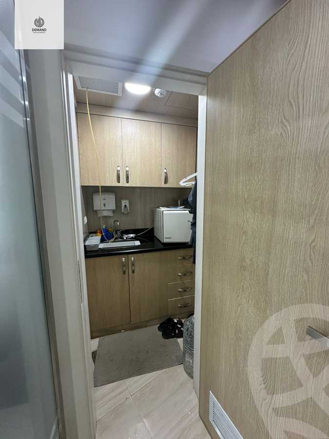 https://aqarmap.com.eg/en/listing/5306442-for-sale-cairo-el-sheikh-zayed-city-shr-lshbb