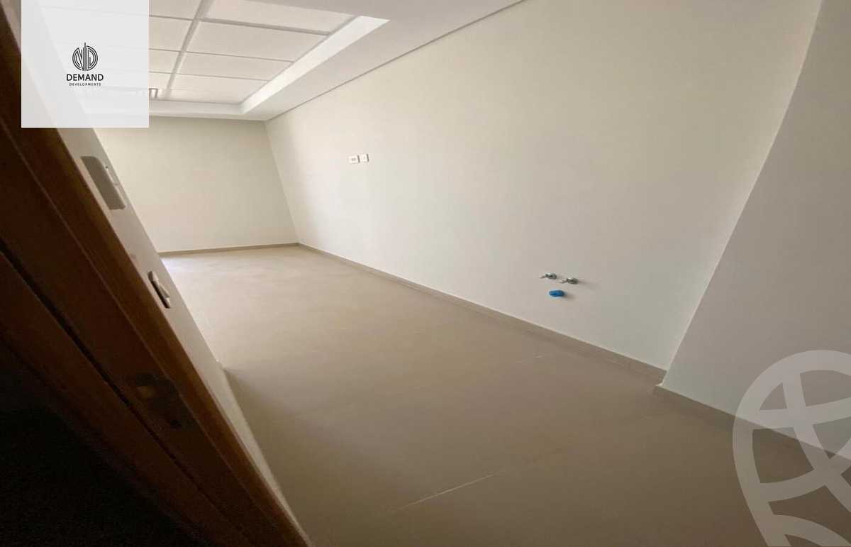 https://aqarmap.com.eg/en/listing/5183518-for-rent-cairo-el-sheikh-zayed-city-compounds-kmbwnd-wyst-twn-swdyk