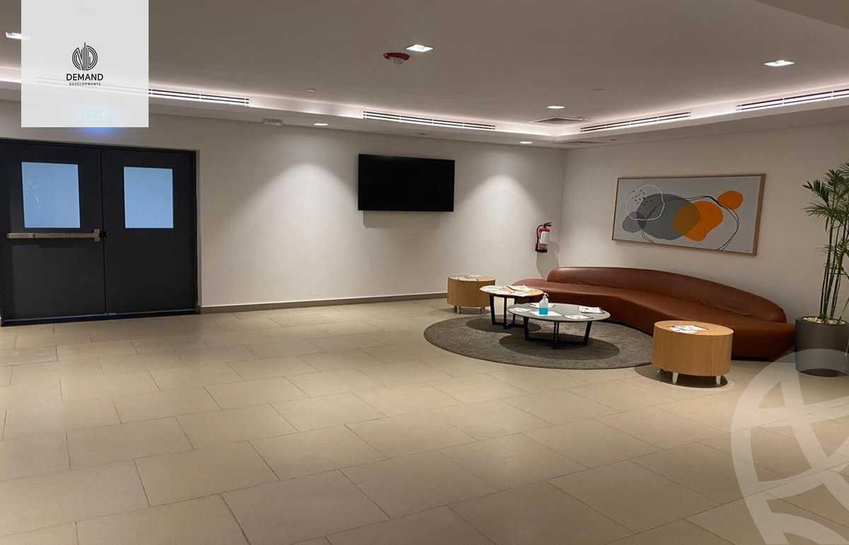 https://aqarmap.com.eg/en/listing/5183518-for-rent-cairo-el-sheikh-zayed-city-compounds-kmbwnd-wyst-twn-swdyk