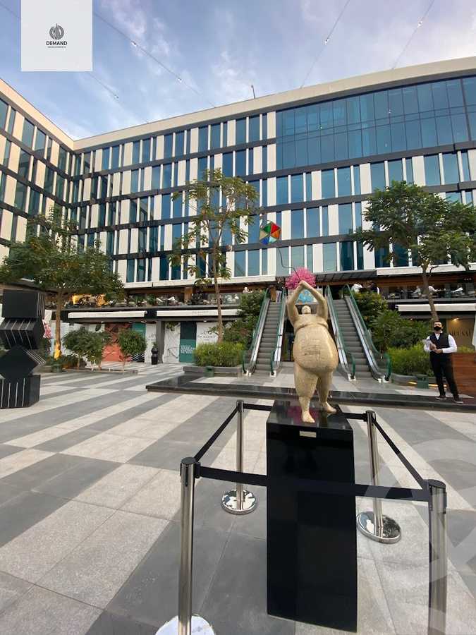 https://aqarmap.com.eg/en/listing/5880121-for-sale-cairo-el-sheikh-zayed-city-compounds-brk-stryt-mwl-sky