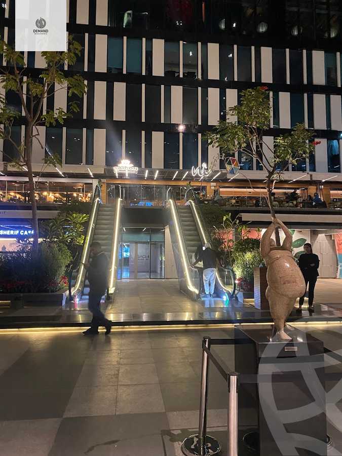 https://aqarmap.com.eg/en/listing/5880121-for-sale-cairo-el-sheikh-zayed-city-compounds-brk-stryt-mwl-sky