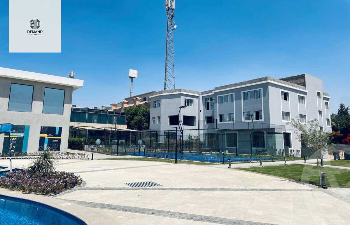 https://aqarmap.com.eg/en/listing/5540513-for-sale-cairo-el-sheikh-zayed-city-shr-lshbb