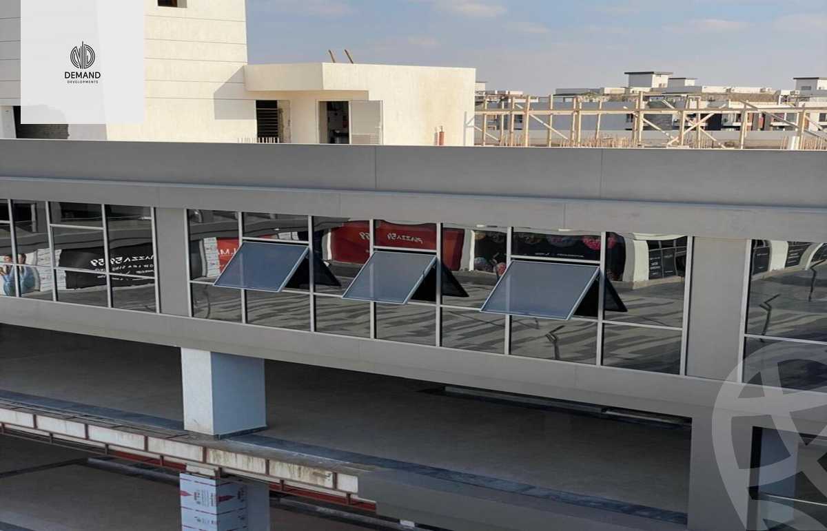 https://aqarmap.com.eg/en/listing/5811993-for-sale-cairo-el-sheikh-zayed-city-shr-lshbb