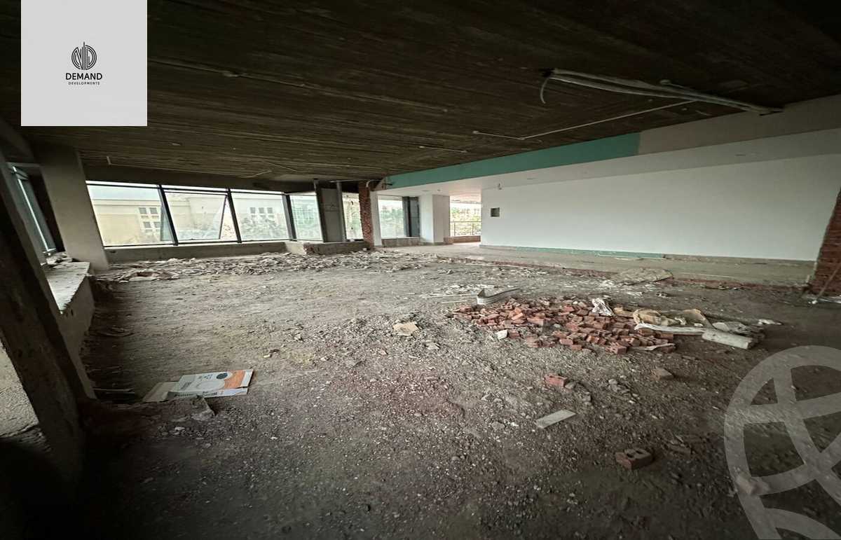 https://aqarmap.com.eg/en/listing/5357319-for-sale-cairo-el-sheikh-zayed-city-shr-lshbb