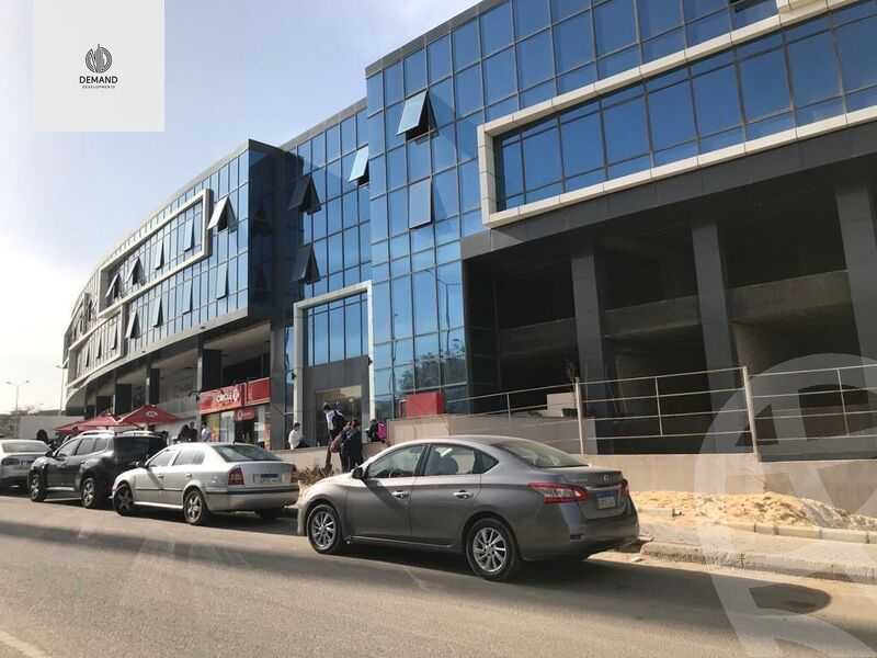 https://aqarmap.com.eg/en/listing/5510204-for-sale-cairo-el-sheikh-zayed-city-shr-lshbb