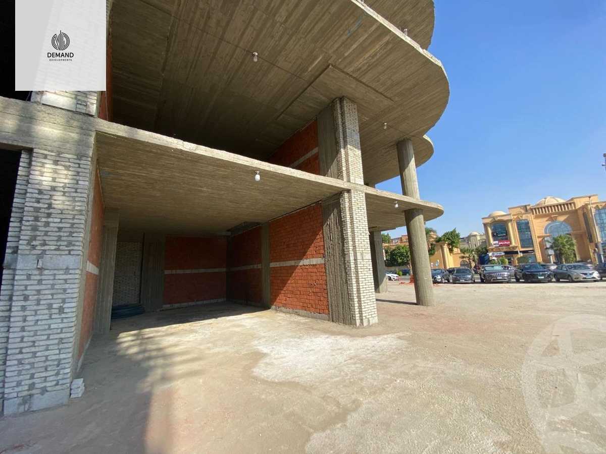 https://aqarmap.com.eg/en/listing/5689222-for-sale-cairo-el-sheikh-zayed-city-compounds-101-mall
