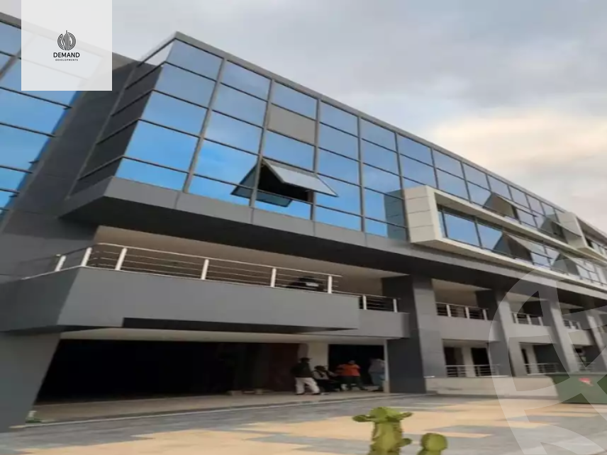 https://aqarmap.com.eg/en/listing/5814574-for-sale-cairo-el-sheikh-zayed-city-shr-lshbb