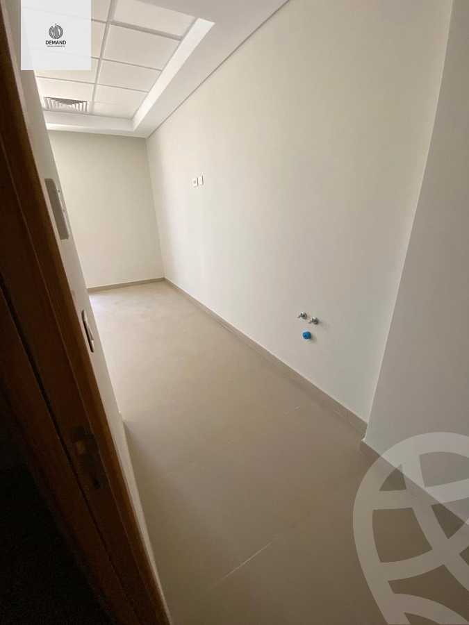 https://aqarmap.com.eg/ar/listing/5919676-for-rent-cairo-el-sheikh-zayed-city-compounds-kmbwnd-wyst-twn-swdyk