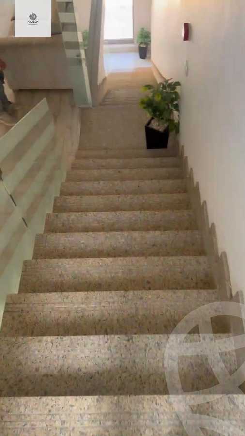 https://aqarmap.com.eg/en/listing/6015780-for-rent-cairo-el-sheikh-zayed-city-compounds-the-courtyard-mall-dorra