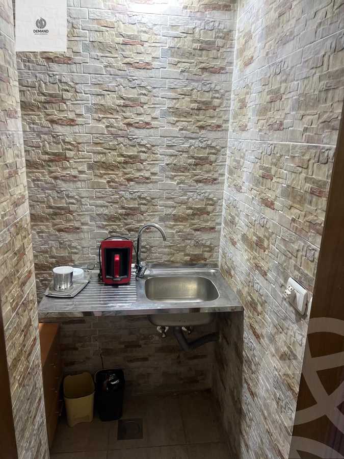 https://aqarmap.com.eg/en/listing/6015780-for-rent-cairo-el-sheikh-zayed-city-compounds-the-courtyard-mall-dorra