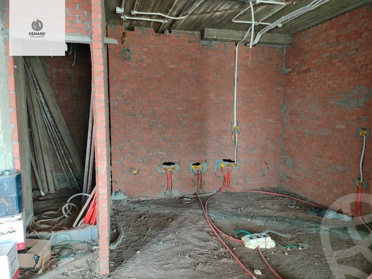 https://aqarmap.com.eg/en/listing/6227842-for-sale-cairo-el-sheikh-zayed-city-shr-lbstn