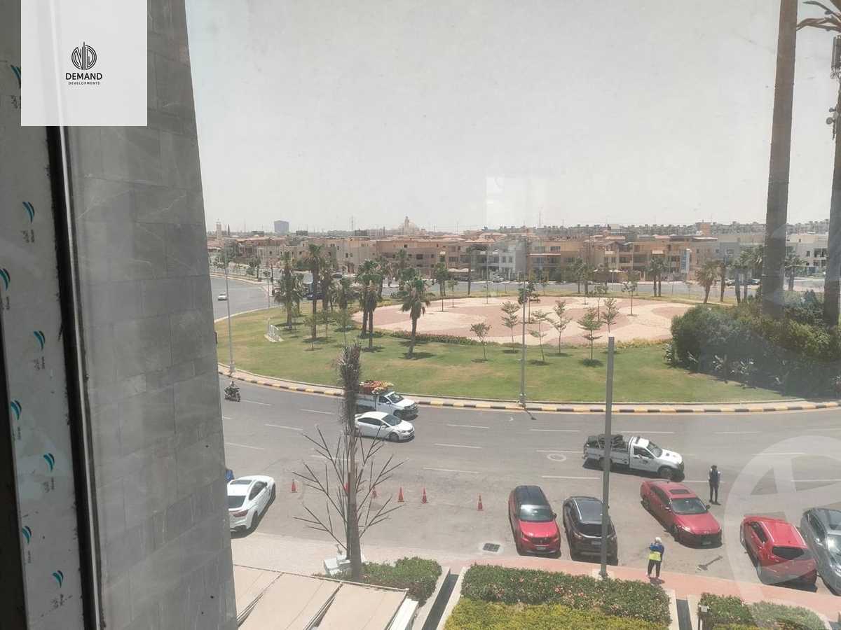 https://aqarmap.com.eg/en/listing/6227654-for-sale-cairo-el-sheikh-zayed-city-shr-lbstn