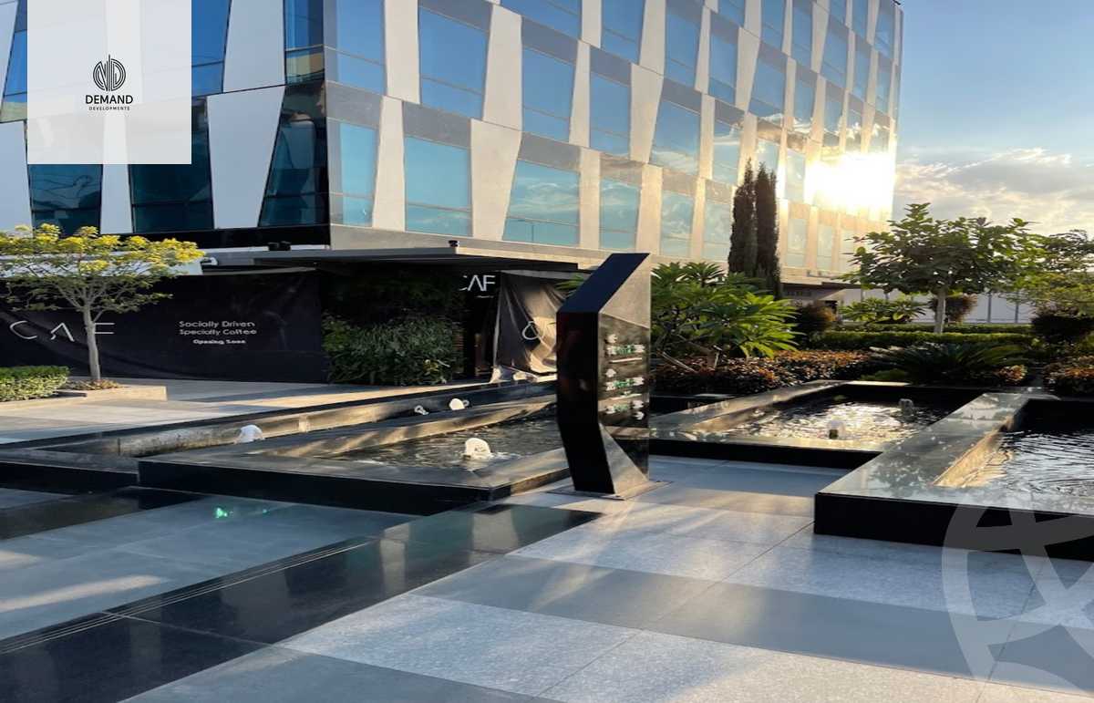 https://aqarmap.com.eg/en/listing/6384717-for-sale-cairo-el-sheikh-zayed-city-shr-lbstn