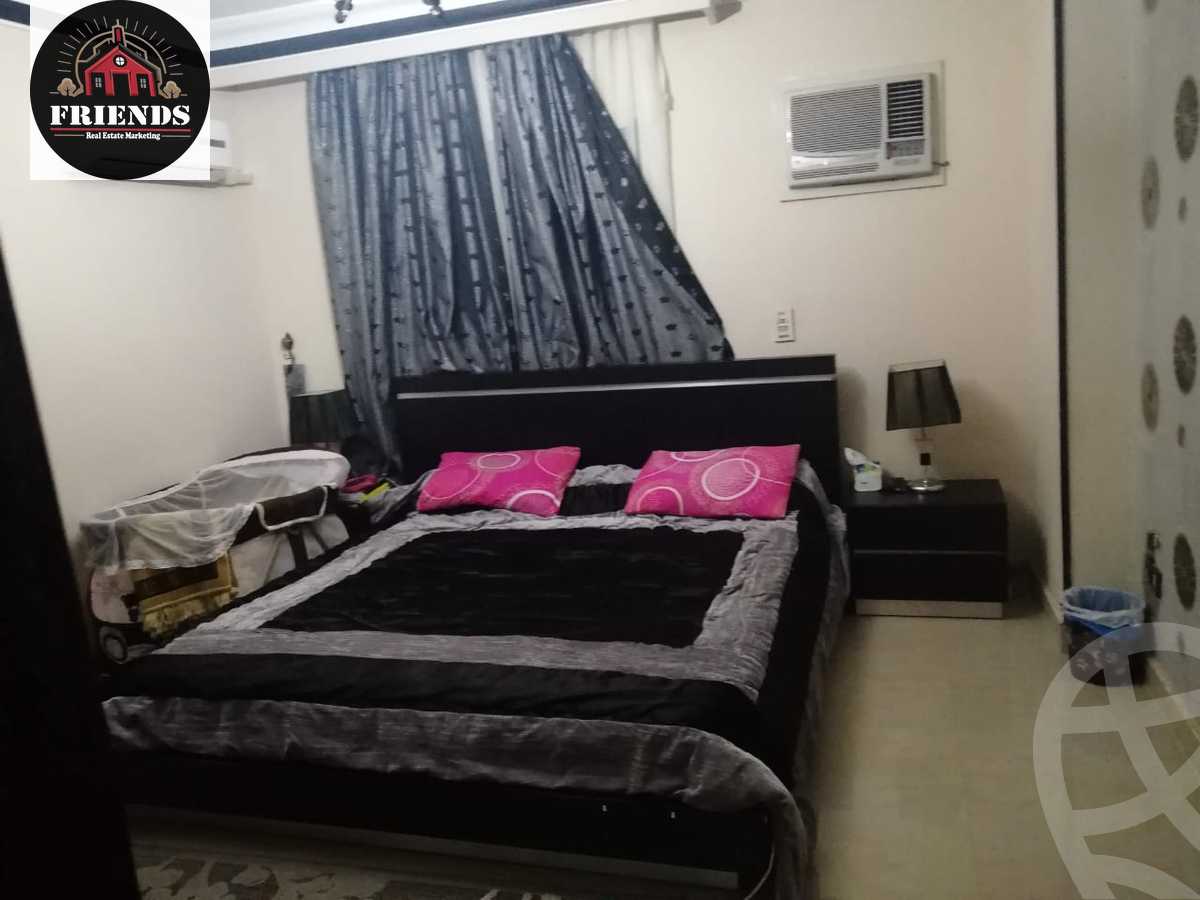 https://aqarmap.com.eg/en/listing/5381931-for-sale-cairo-6th-of-october-el-ahyaa-neighborhood-1st-al-maahad