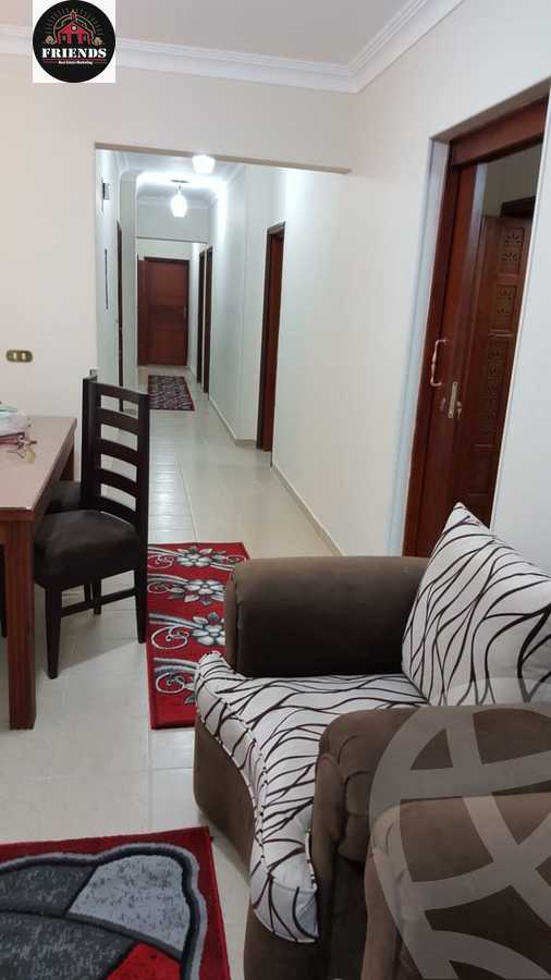 https://aqarmap.com.eg/en/listing/5386239-for-sale-cairo-6th-of-october-el-ahyaa-neighborhood-1st-al-maahad