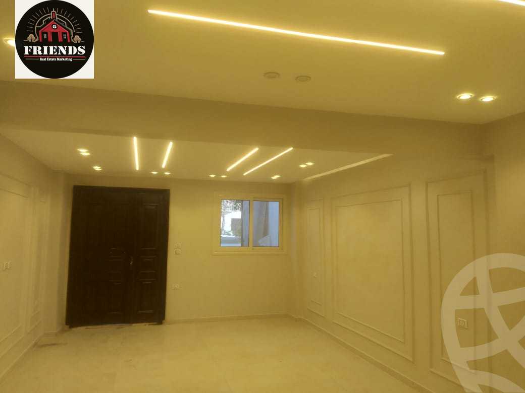 https://aqarmap.com.eg/en/listing/5527708-for-sale-cairo-6th-of-october-el-ahyaa-neighborhood-3rd