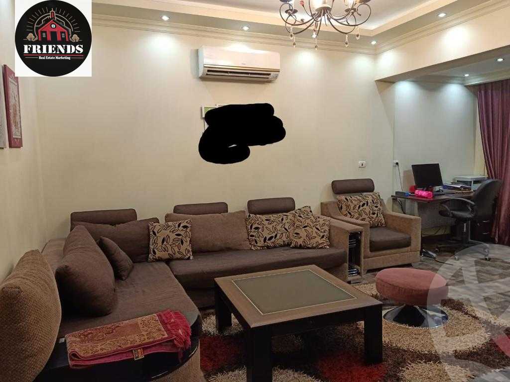 https://aqarmap.com.eg/en/listing/5569762-for-sale-cairo-el-sheikh-zayed-city-compounds-el-khamayel