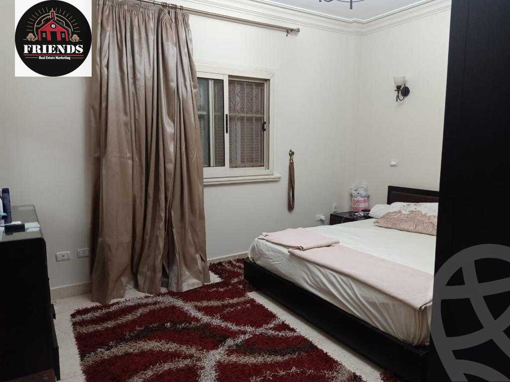 https://aqarmap.com.eg/en/listing/5569762-for-sale-cairo-el-sheikh-zayed-city-compounds-el-khamayel